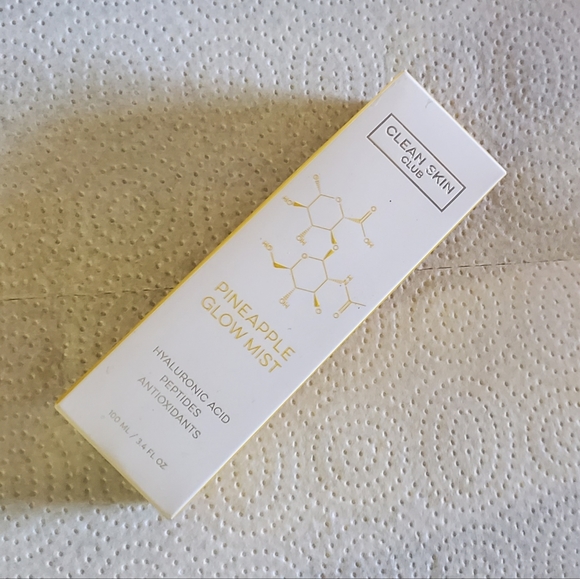 Clean Skin Club "Pineapple Glow Mist" (100 ml / 3.4 fl oz) NEW - Picture 2 of 6